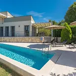 Casa En.ro Vila *