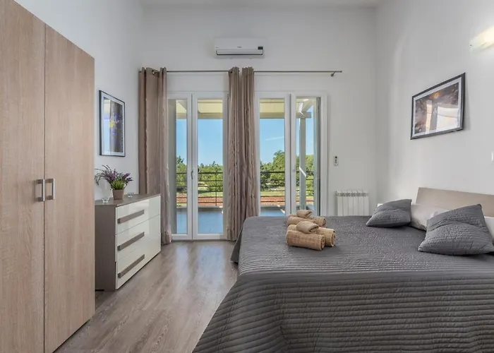 Casa En.ro *
