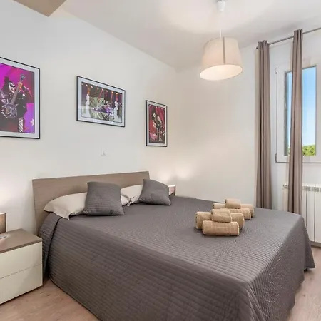 Casa En.ro * Butkovići